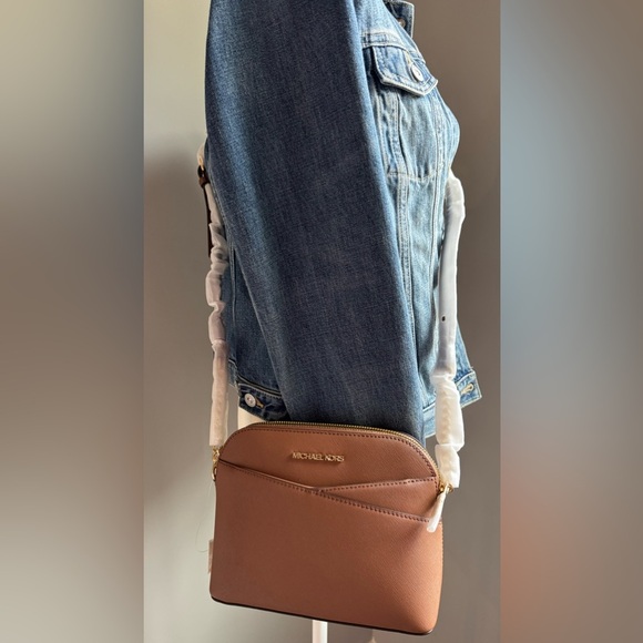 Michael Kors Jet Set Travel Dome Crossbody | New with Tags - Picture 2 of 10